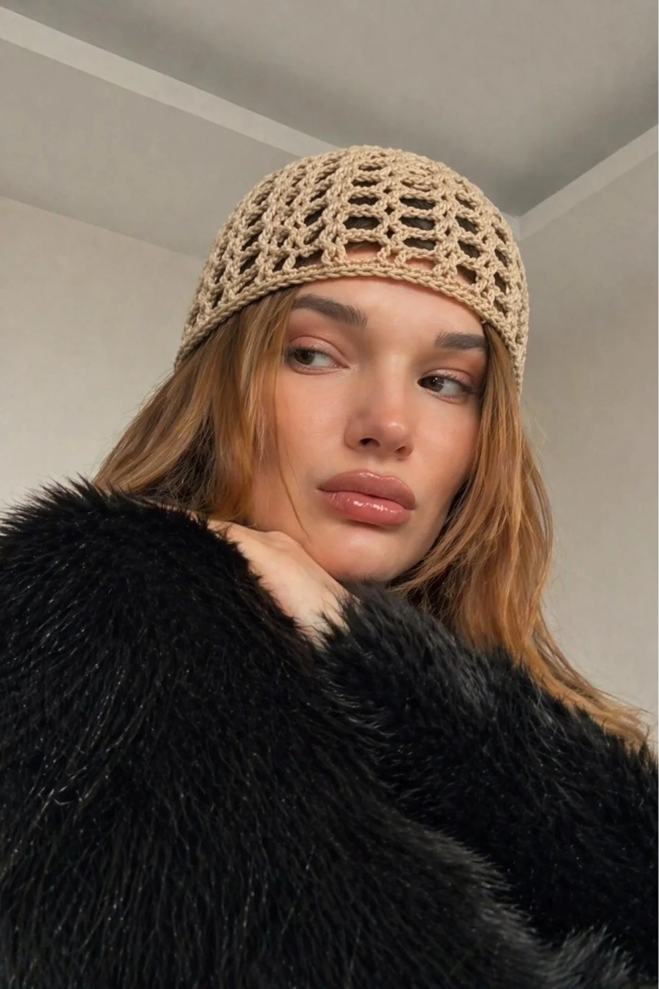 Kadın Bej El Yapımı Örgü Bandana Bere 842026