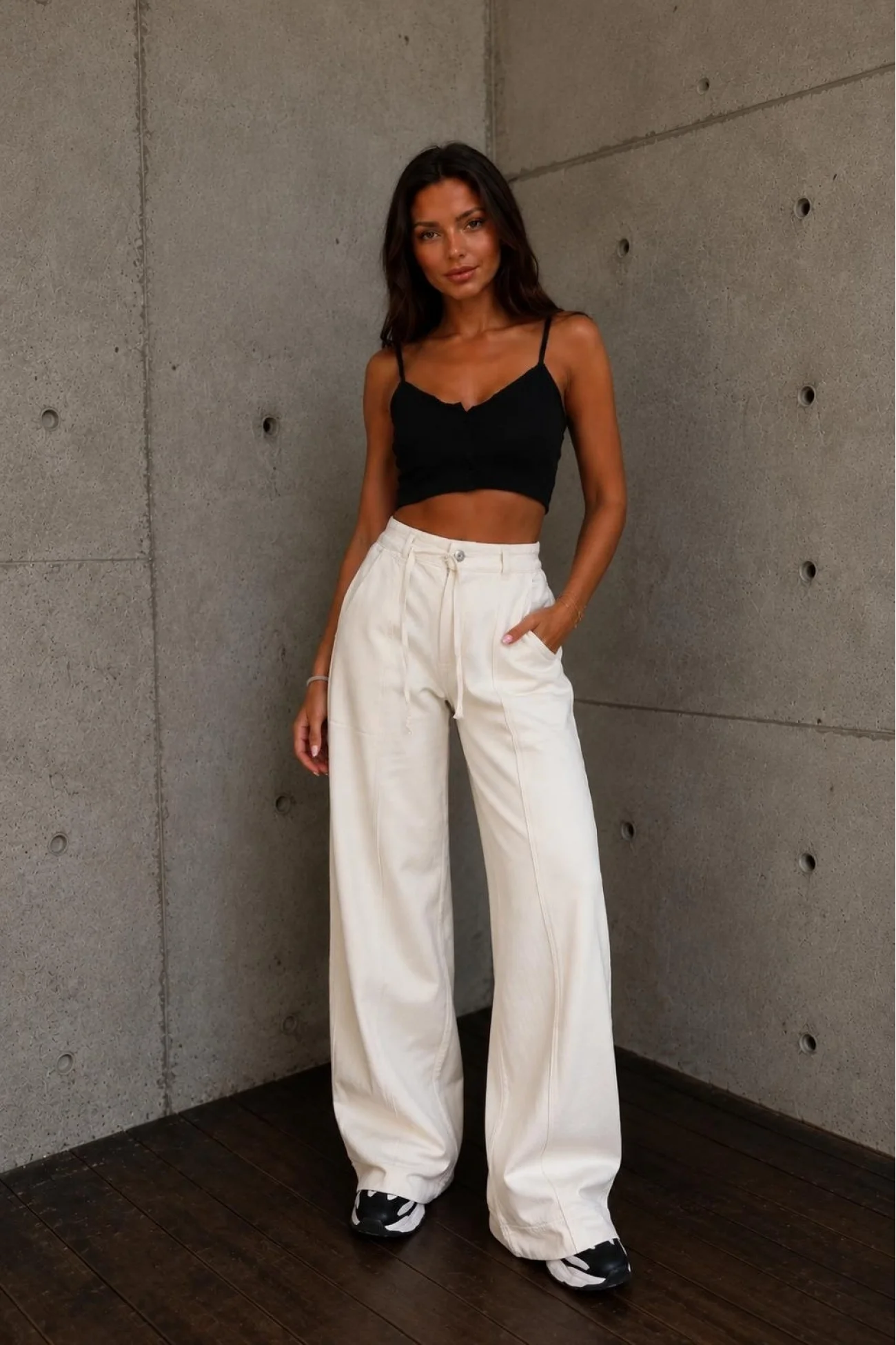 Kadın Ekru Kuşaklı Gabardin Pantolon 26444