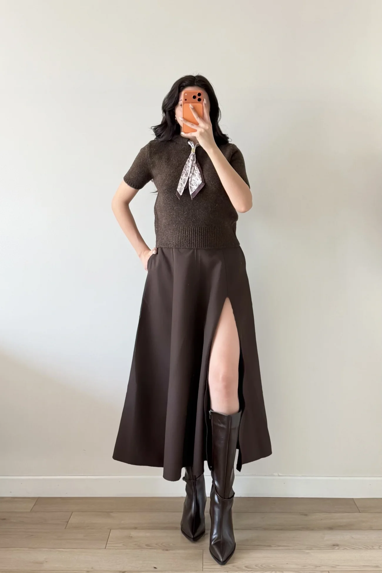 Kadın Antrasit Fularlı Kısa Kol Kazak 1014-2536