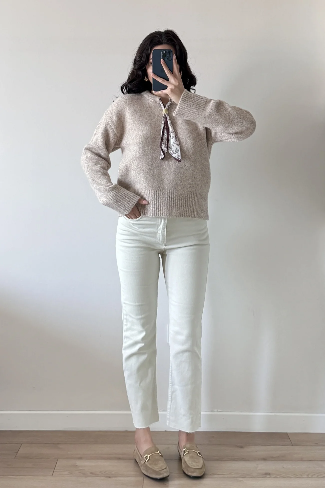 Kadın Bej Fularlı Kazak 1014-2535