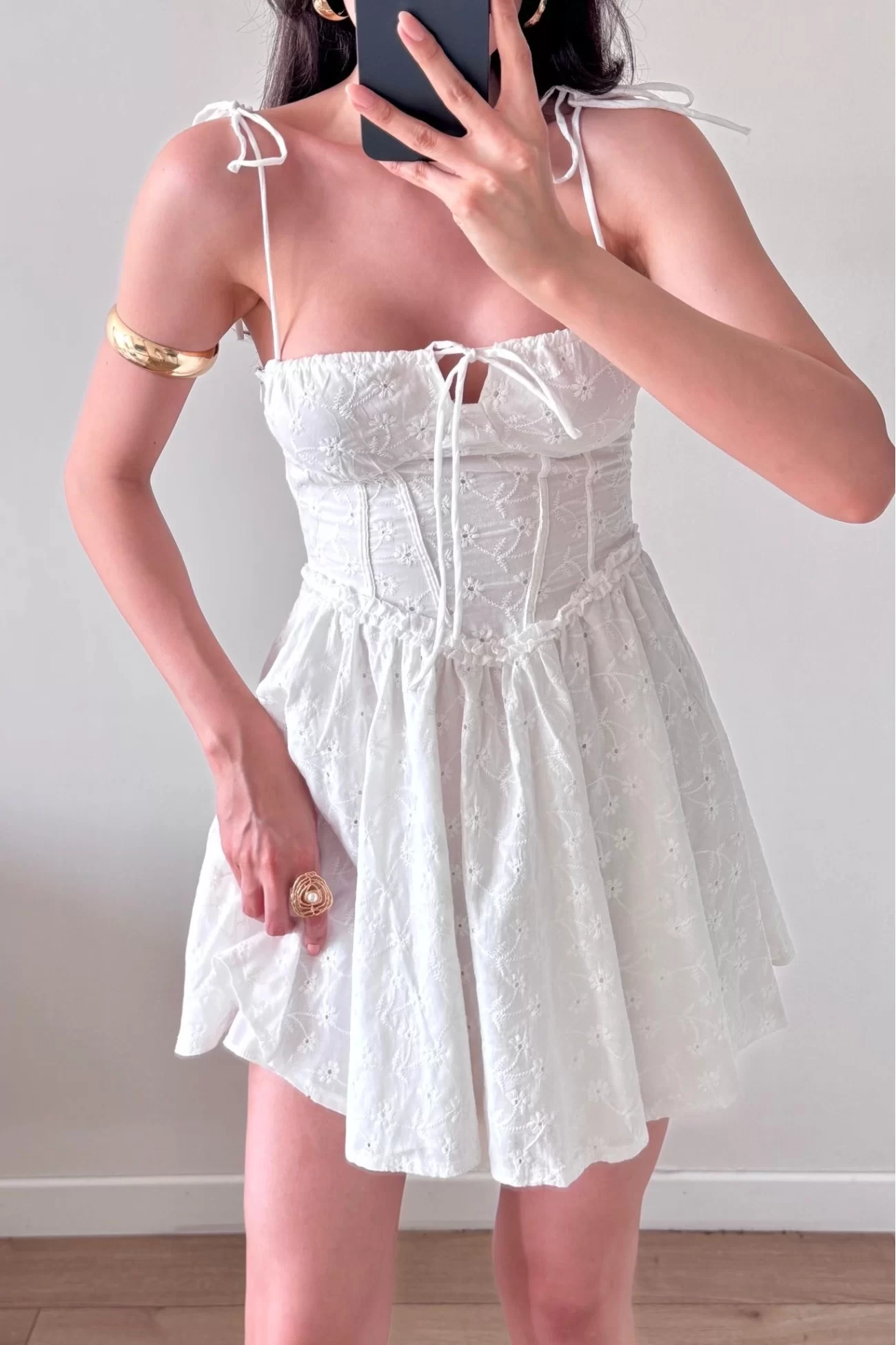Kadın Beyaz Askılı Mini Elbise 1041-6411