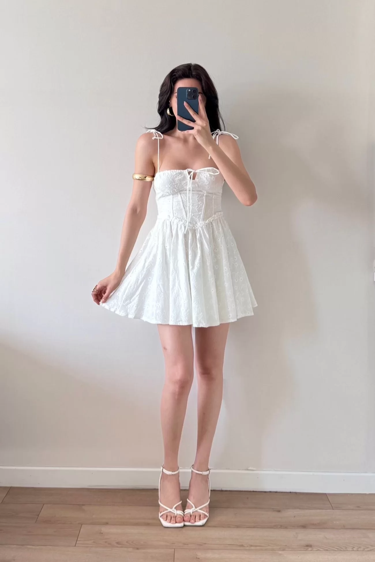 Kadın Beyaz Askılı Mini Elbise 1041-6411