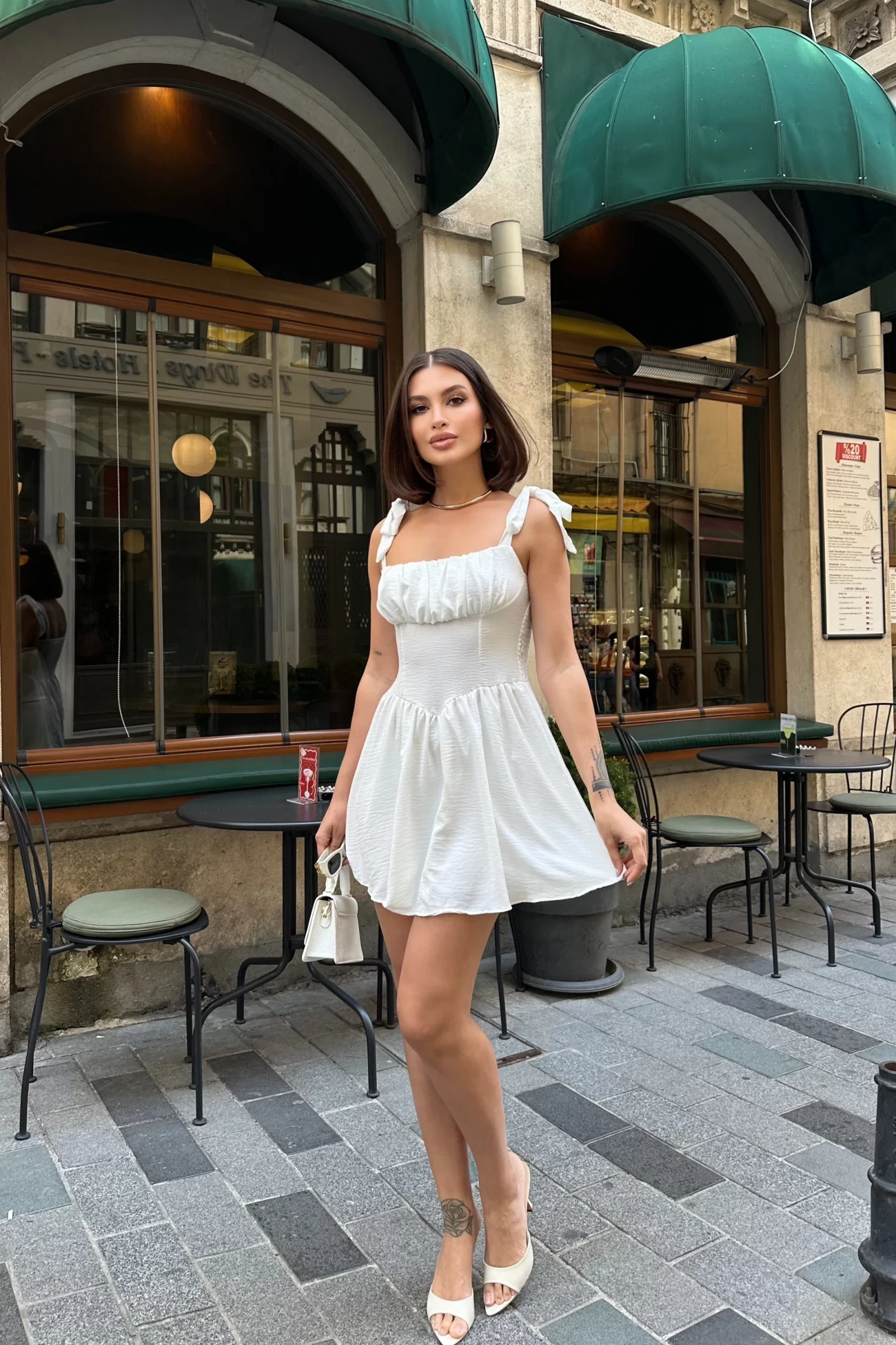Kadın Beyaz Bağlamalı Parçalı Elbise 1026-0043