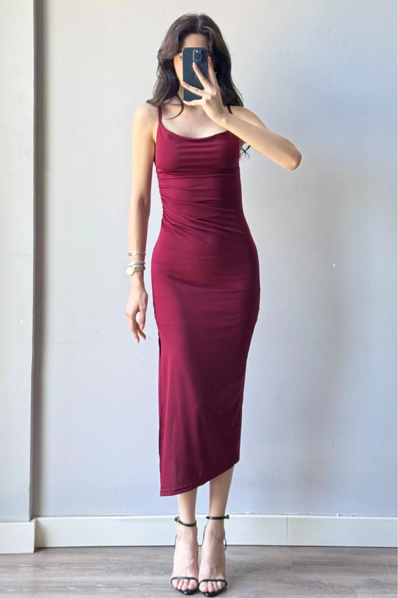 Kadın Bordo Askılı Yırtmaçlı Uzun Elbise 1009-1034