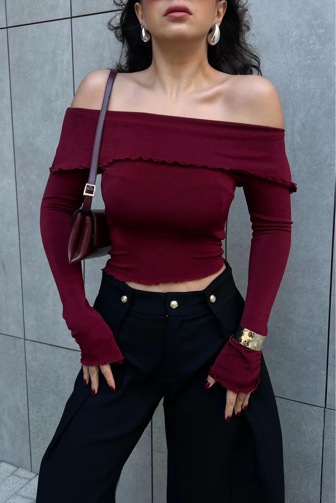 Kadın Bordo Madonna Yaka Uzun Kol Crop 0999-499220