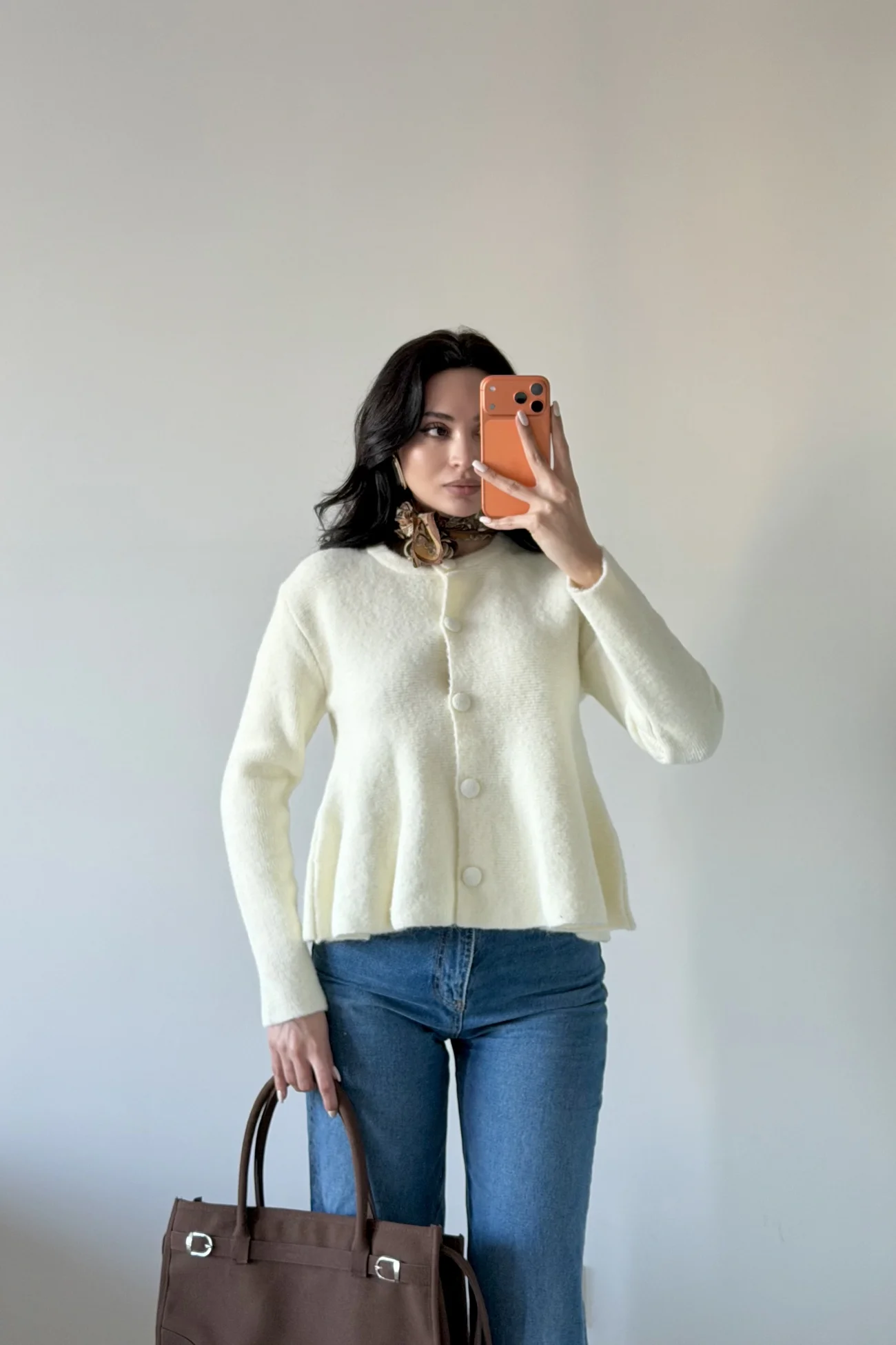 Kadın Ekru Eteği Volanlı Triko Hırka 1014-2525