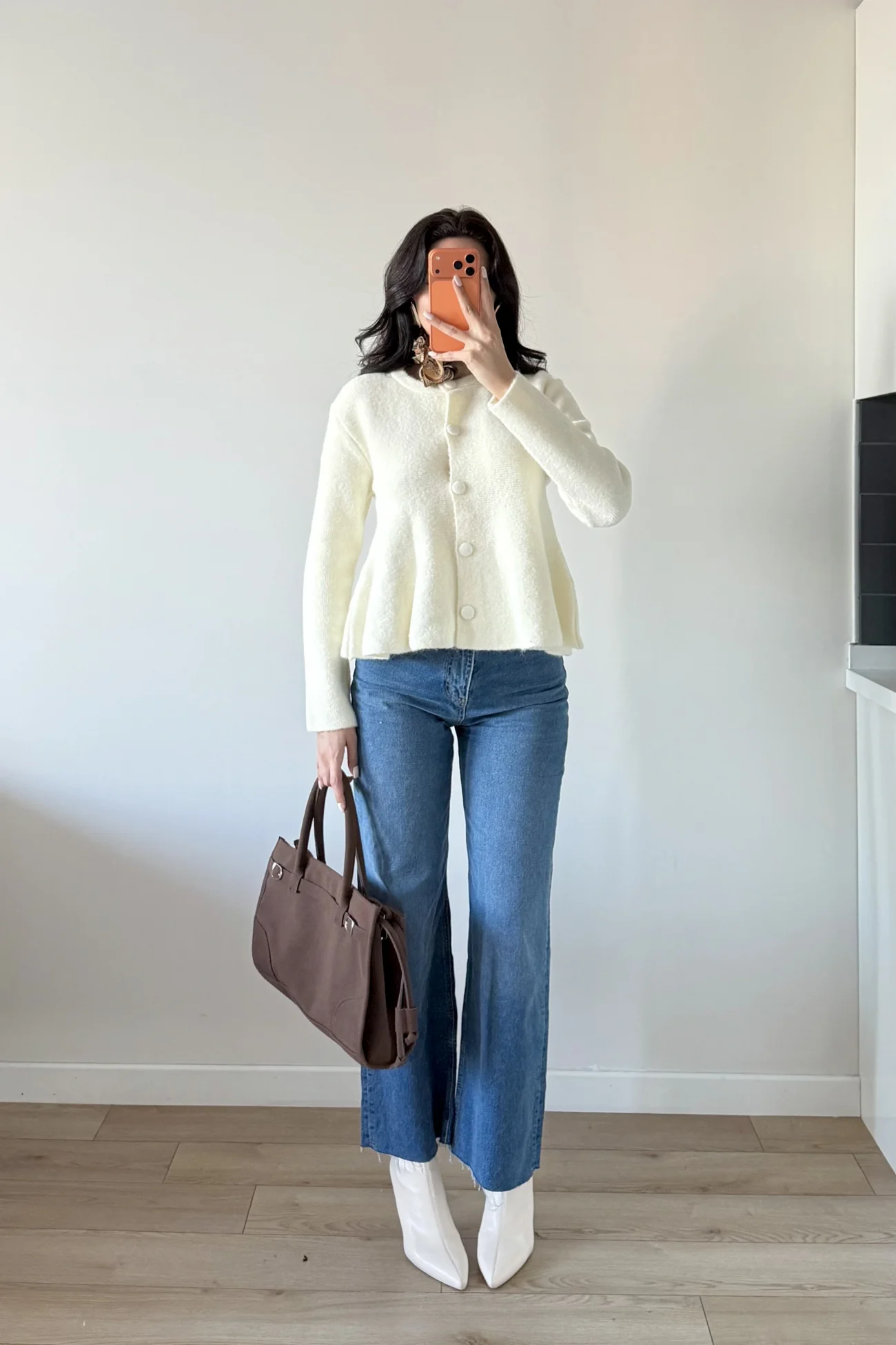 Kadın Ekru Eteği Volanlı Triko Hırka 1014-2525