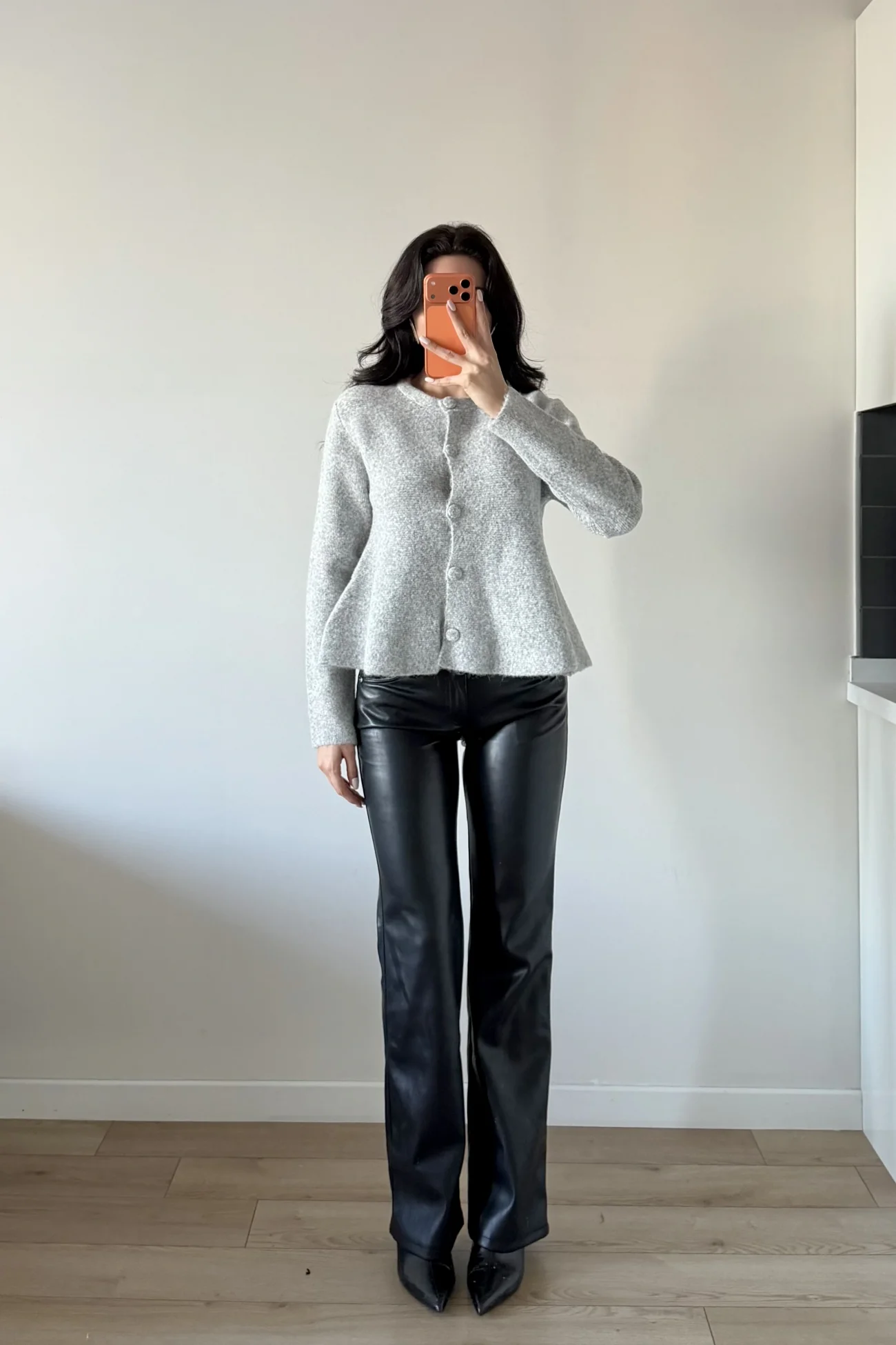 Kadın Gri Eteği Volanlı Triko Hırka 1014-2525