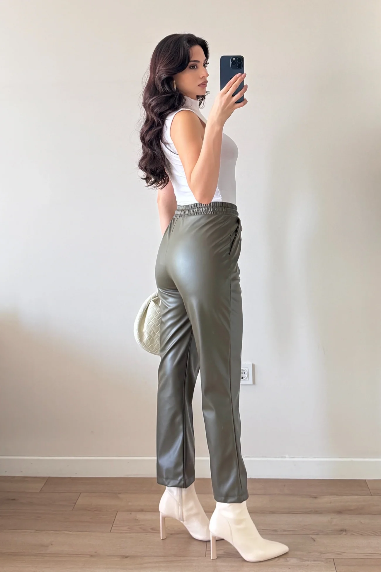 Kadın Haki Lastikli Çımalı Deri Pantolon 30322