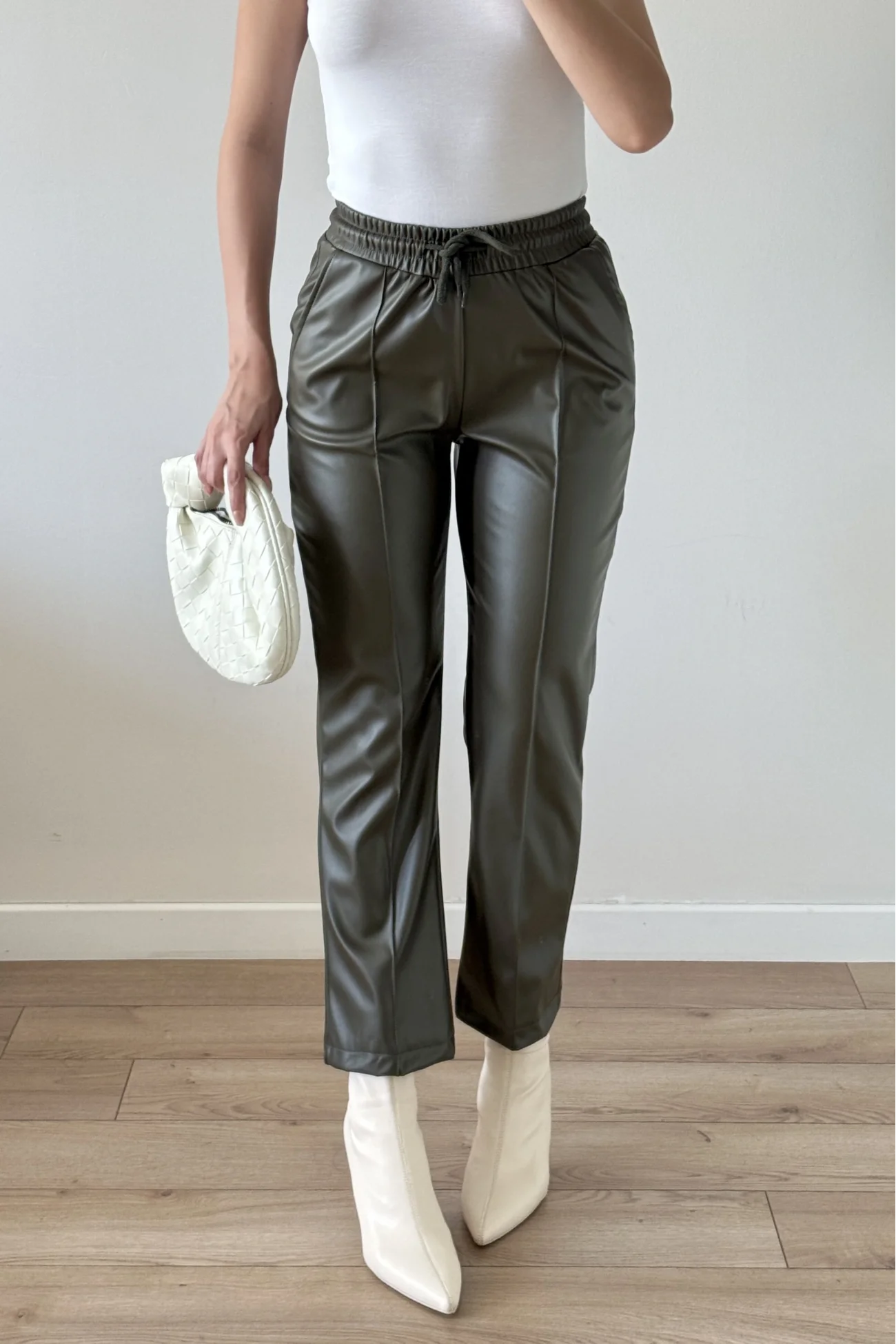 Kadın Haki Lastikli Çımalı Deri Pantolon 30322