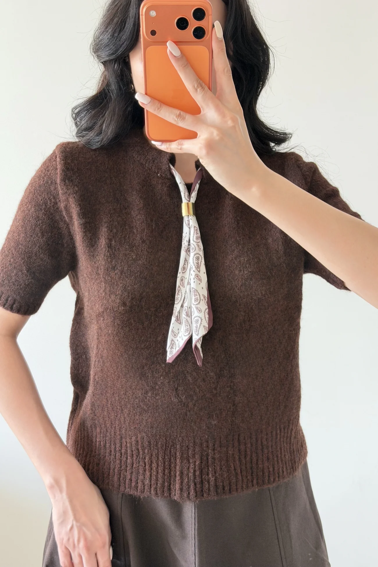 Kadın Kahve Fularlı Kısa Kol Kazak 1014-2536