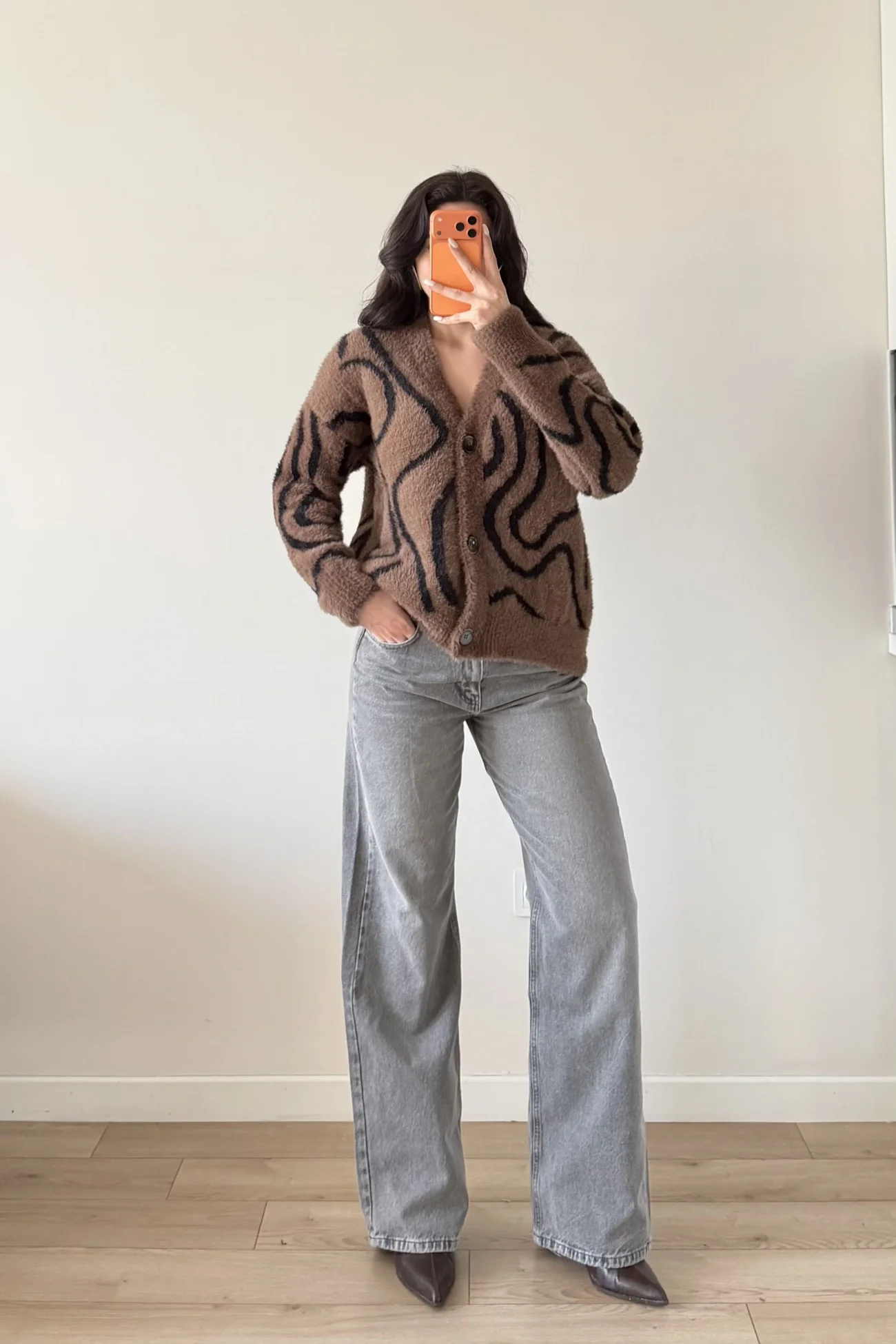 Kadın Kahve Zebra Desen Peluş Hırka 1014-2520