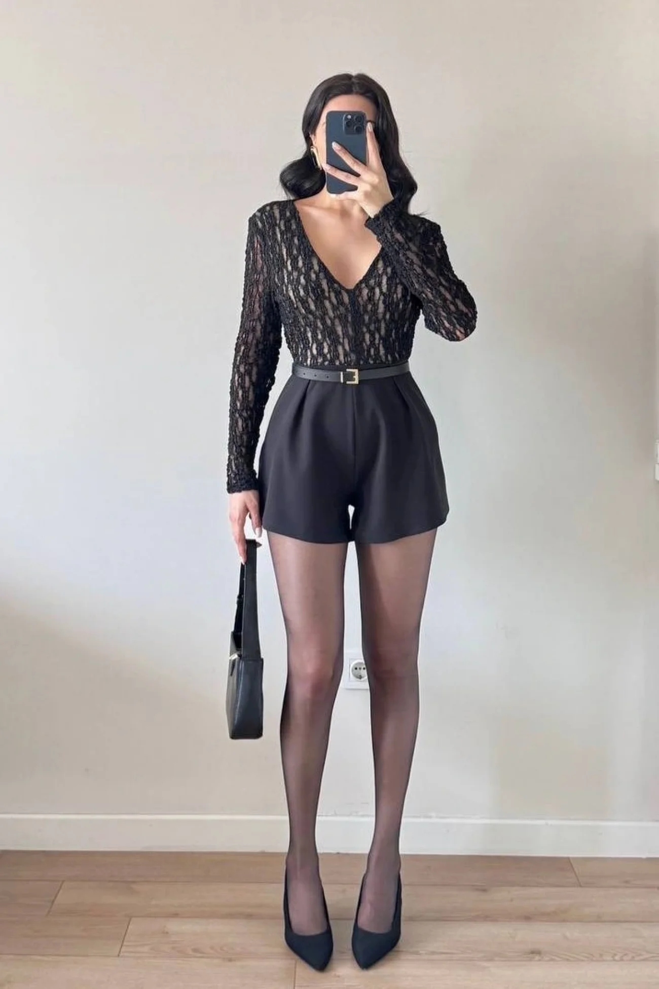 Kadın Siyah Dantel Garnili Şortlu Tulum 1041-2734