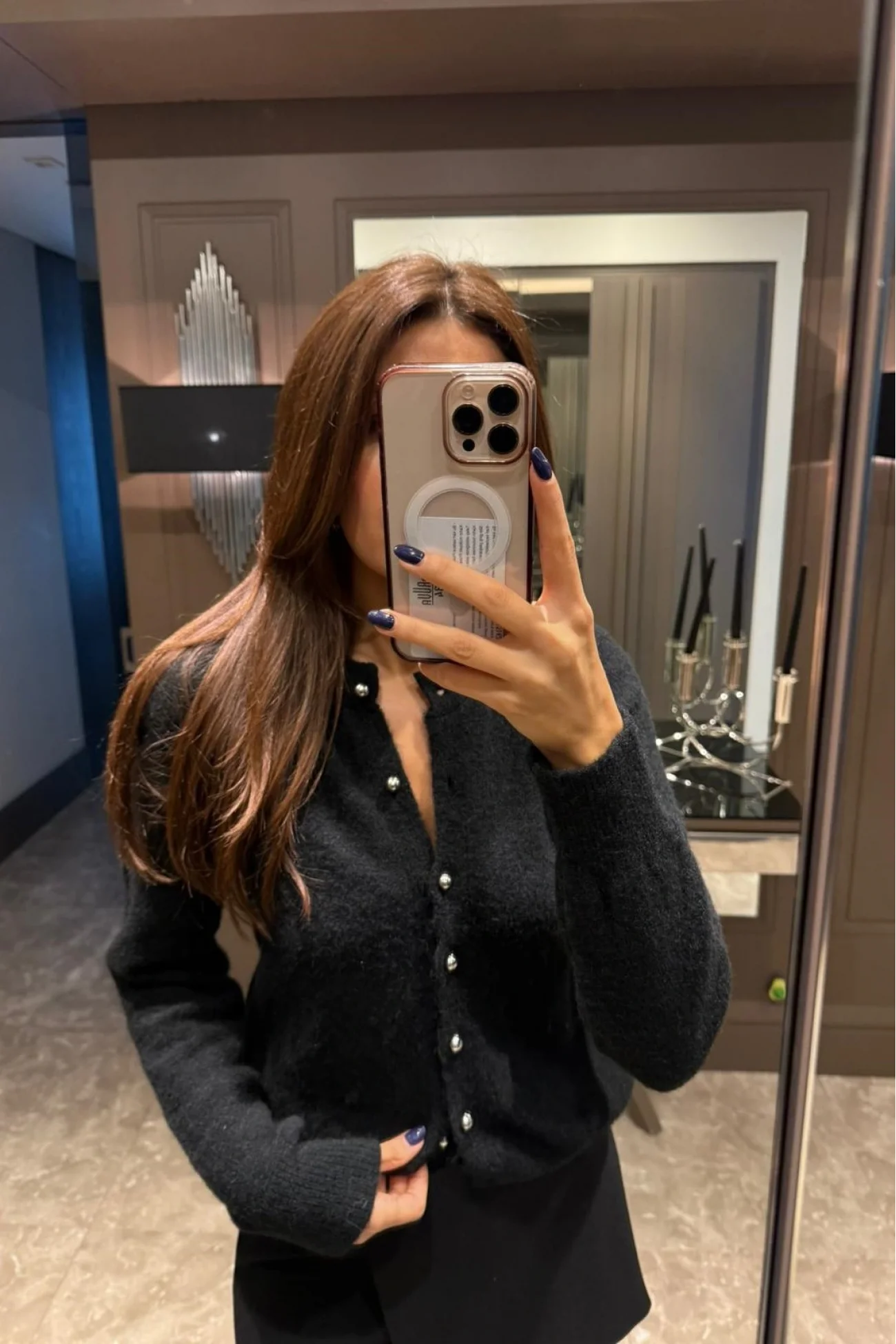 Kadın Siyah Düğmeli Hırka 1014-2456