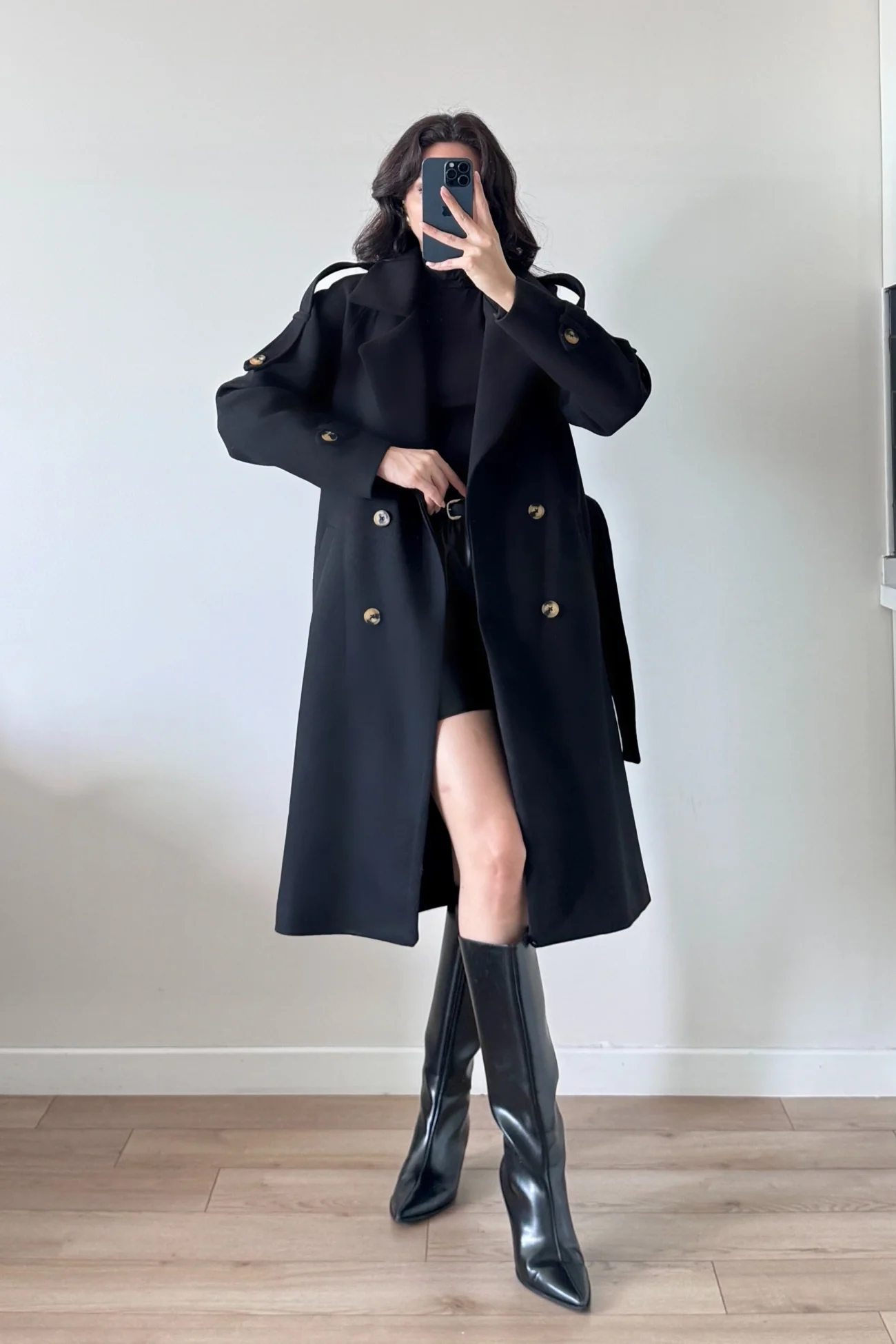 Kadın Siyah Kaşe Kaban 3122