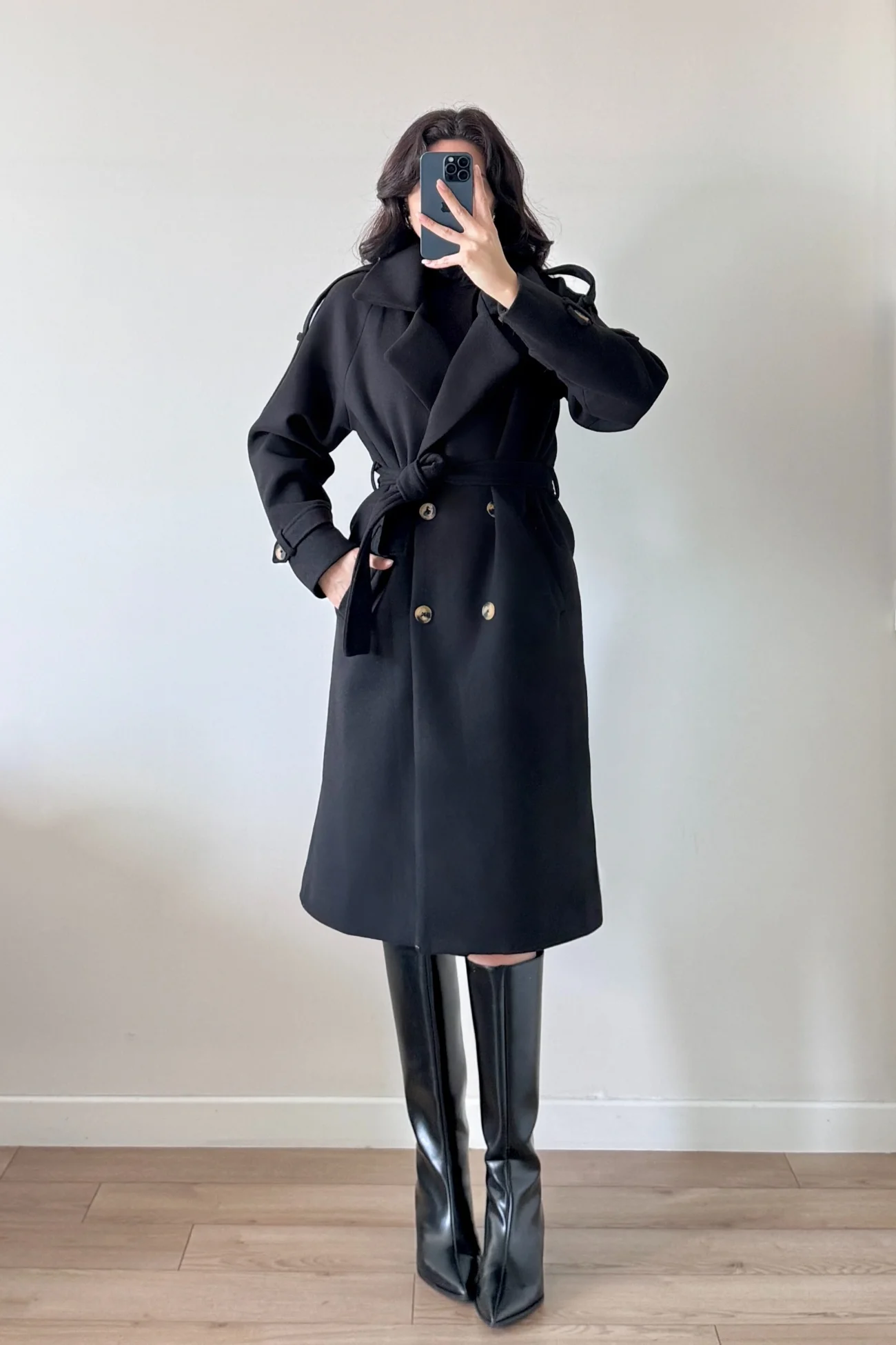 Kadın Siyah Kaşe Kaban 3122