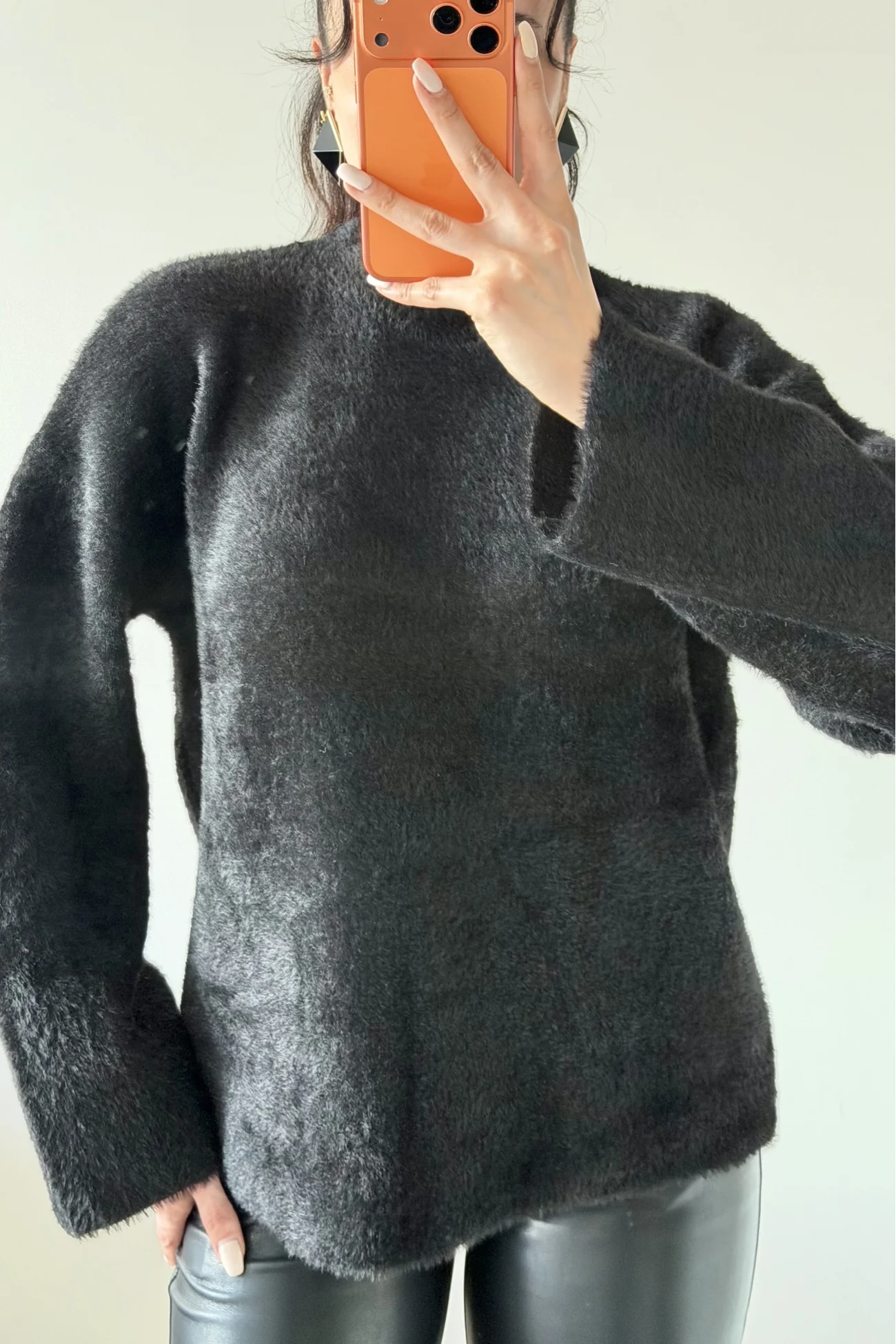 Kadın Siyah Oversize Kazak 1014-2341