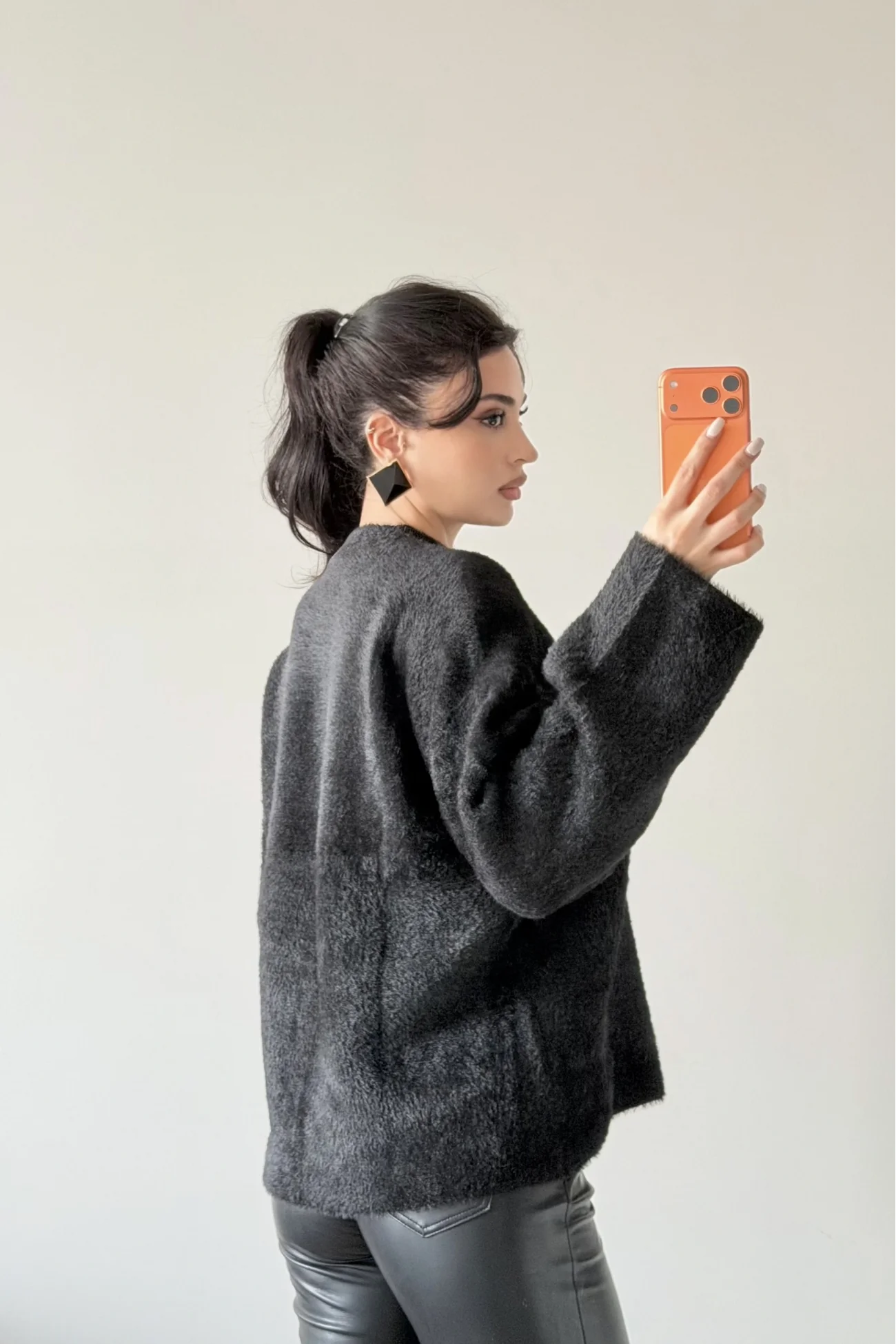 Kadın Siyah Oversize Kazak 1014-2341