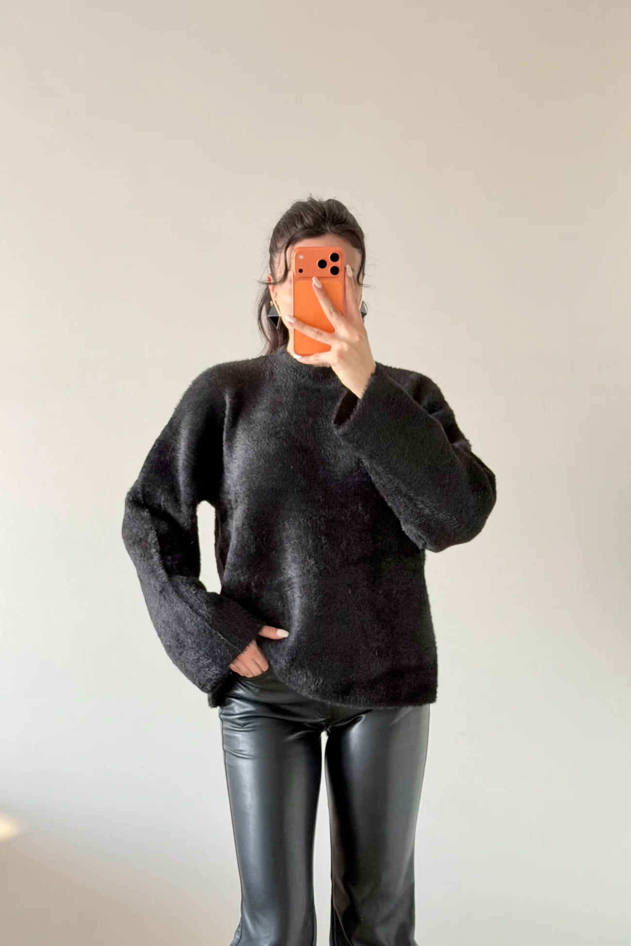 Kadın Siyah Oversize Kazak 1014-2341