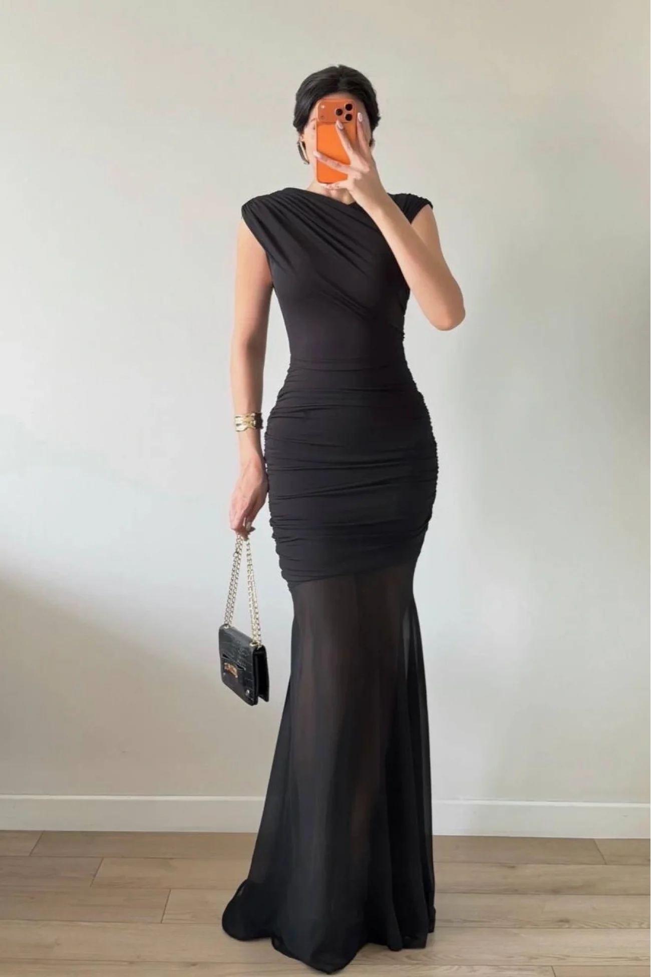 Kadın Siyah Yan Drapeli Transparan Etekli Elbise 1041-2636