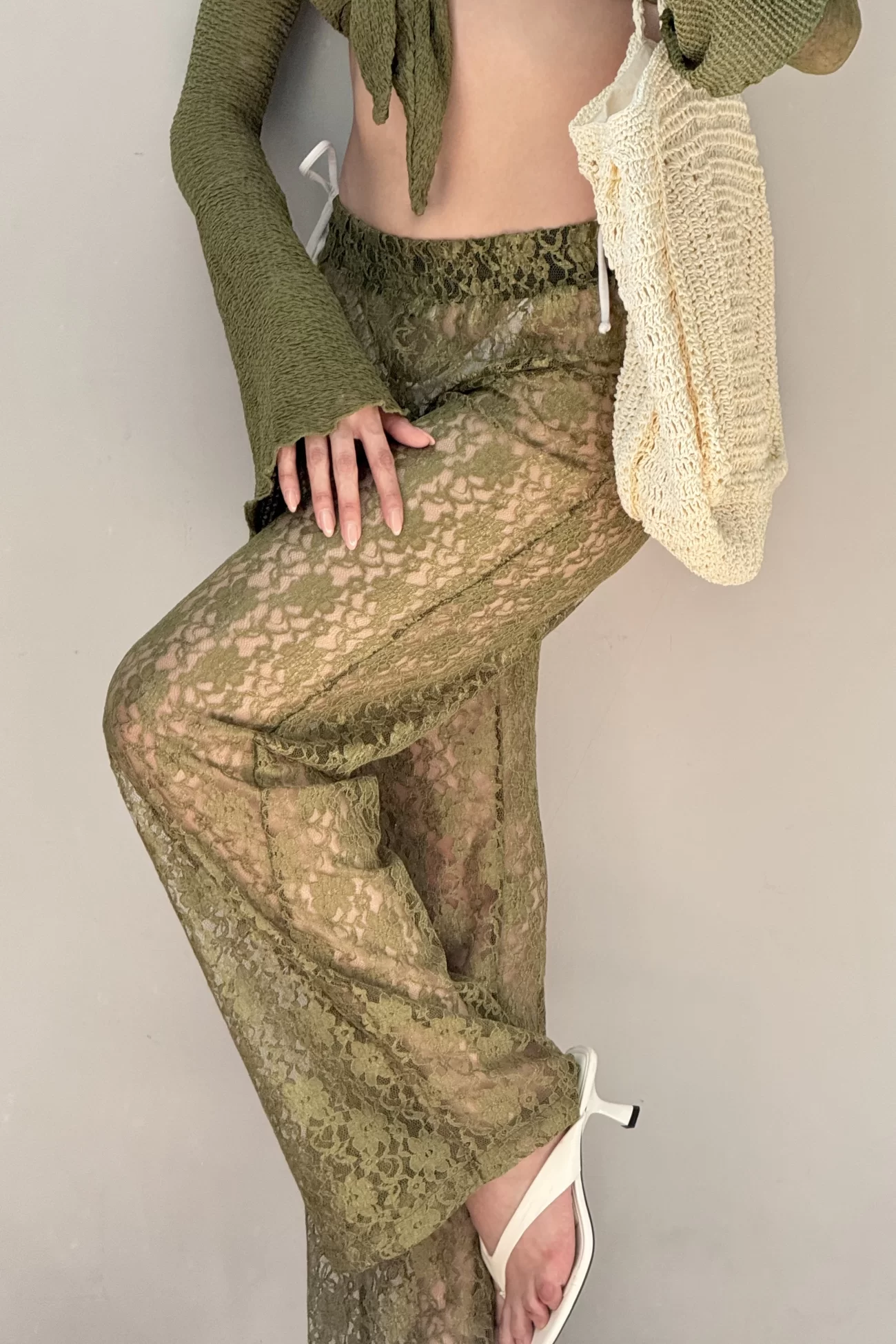 Kadın Yeşil Dantelli Pantolon 1017-0170