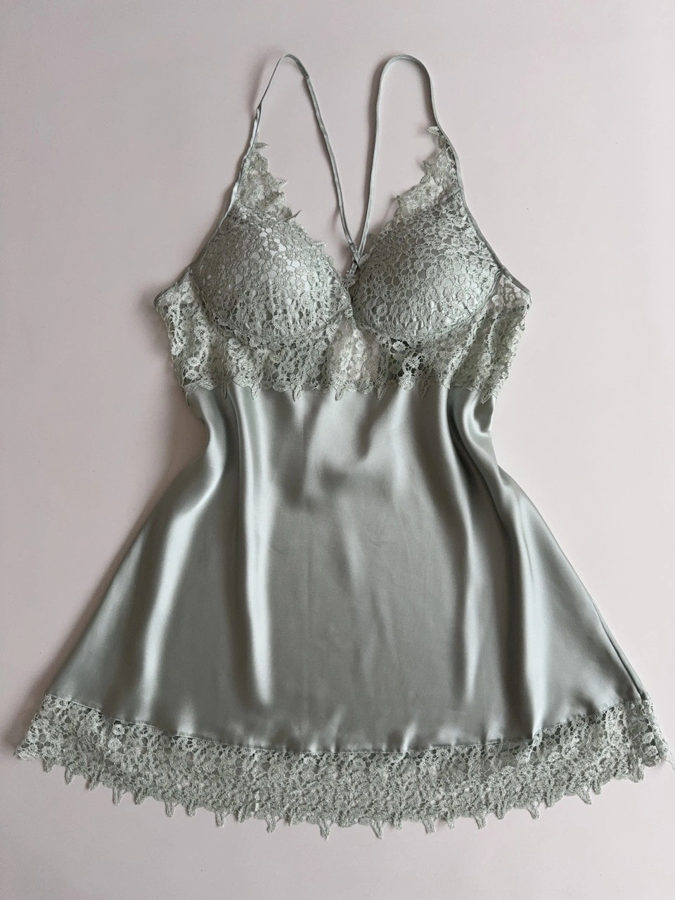 Büyük Beden Mint Güpür Detaylı Kısa Gecelik