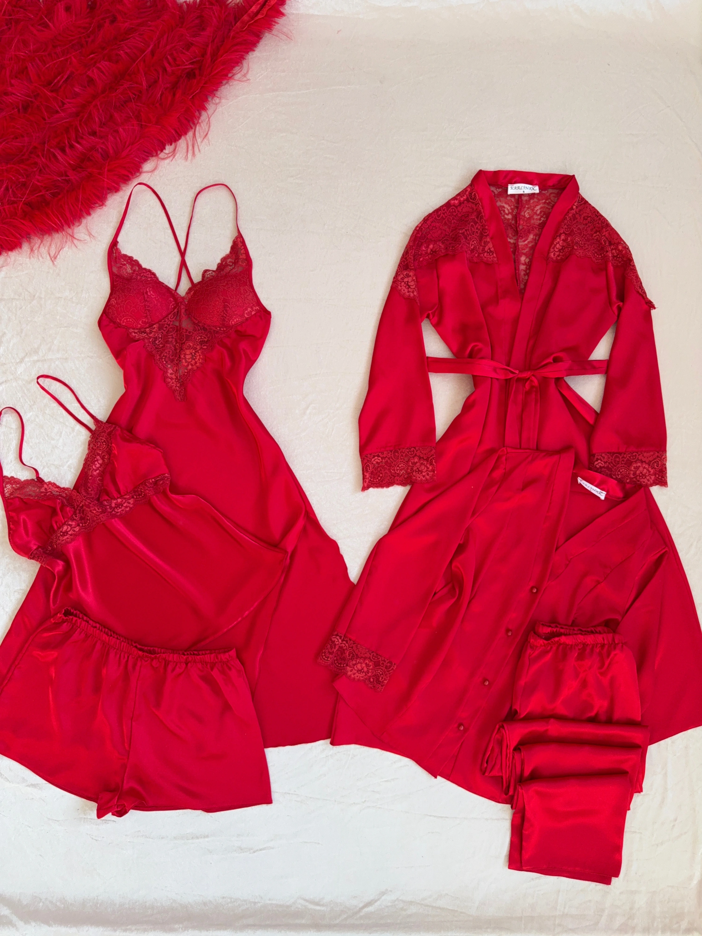 Kırmızı Dantelli 6’lı Saten Çeyiz Seti | Gecelik Sabahlık Takımı Kadın