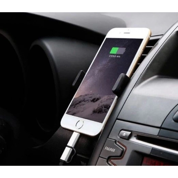 Araba Klimasına Takılan Telefon Tutucu Kıskaç