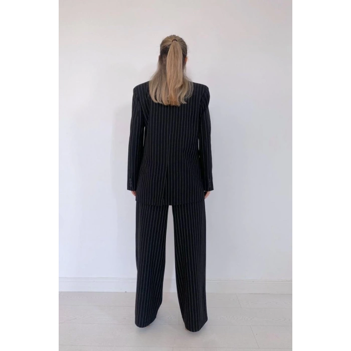 Siyah Çizgili Ceket - Yelek Ve Pantolon Takım