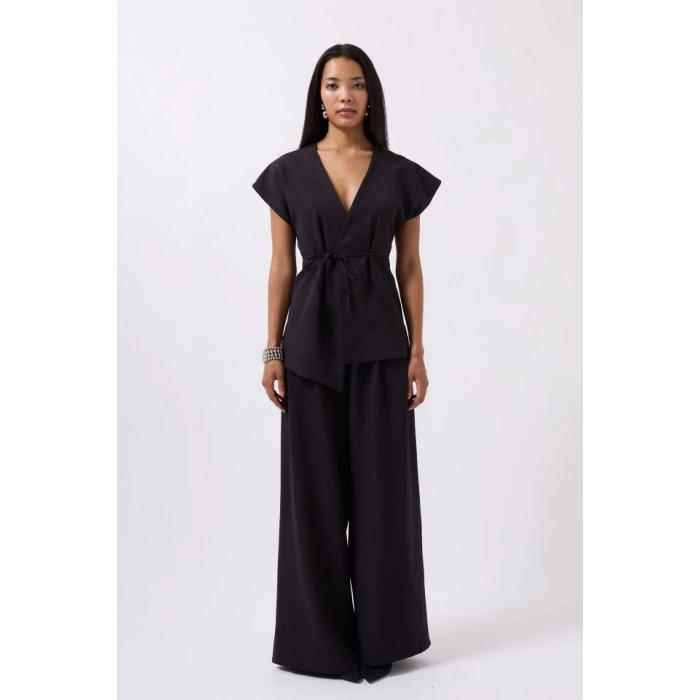 Bağcık Detay Yelek