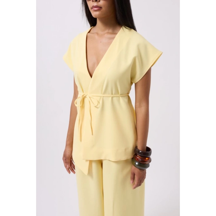 Bağcık Detay Yelek