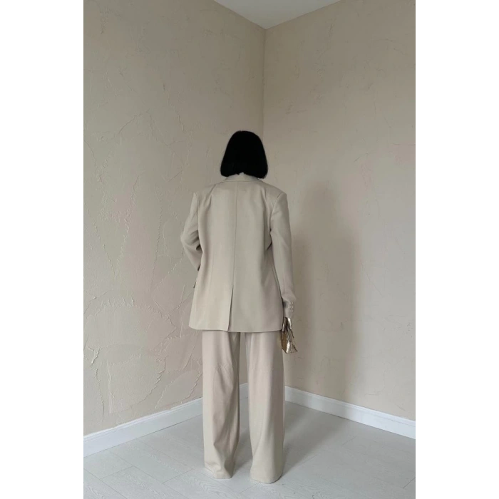 Bej Klas Ceket Ve Yelek Ve Pantolon Takım