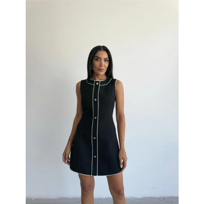 CHANEL KUMAŞ KISA ÖNDEN DÜĞMELİ ELBİSE - Siyah