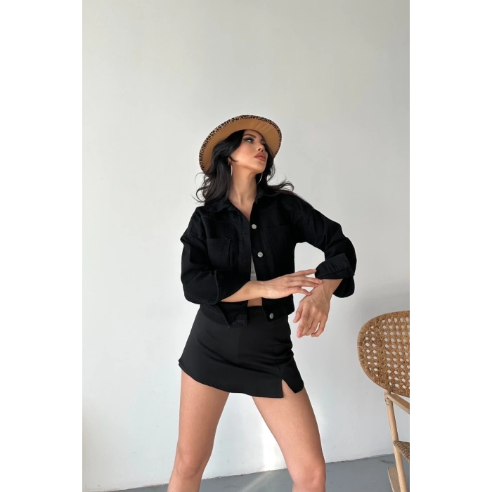 Çift cepli kol katlamalı süper taş enzim yıkamalı crop kot ceket siyah d2000