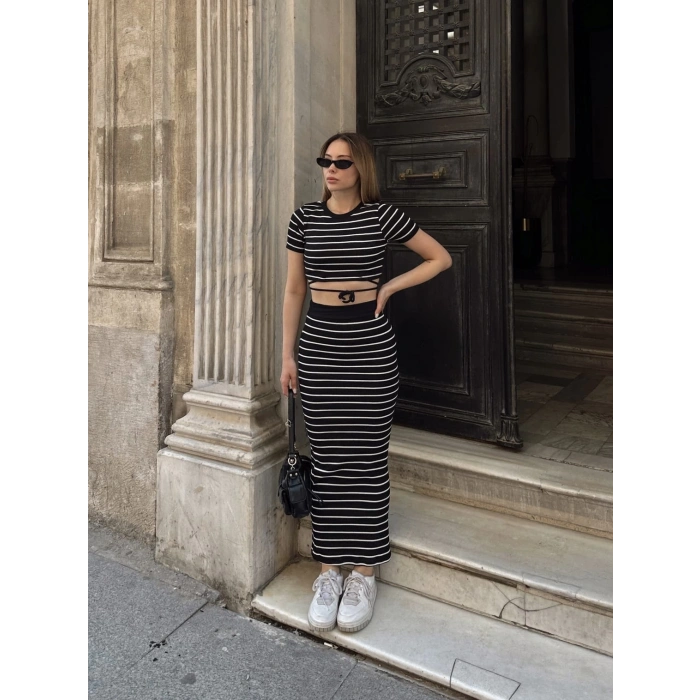 Çizgili etekli takım siyah s3609