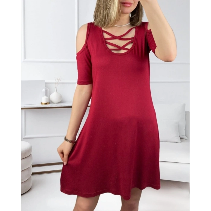 Dekolteli Bağcık Detay Viskon Kumaş Elbise