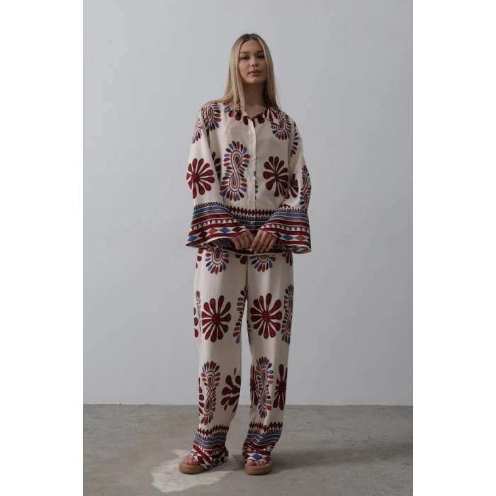 Desenli Kolları Volanlı Pantolon Takım - Kırmızı