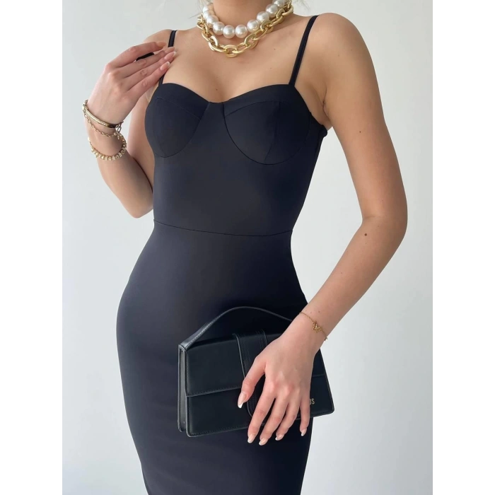 Dominic Eteği Büzgülü Midi Boy Elbise