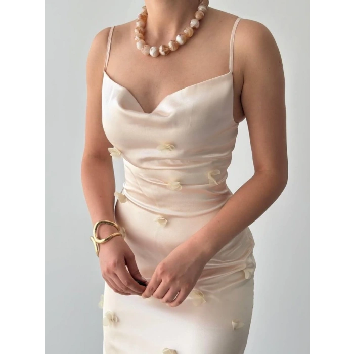 Dora Çiçek Detaylı Elbise