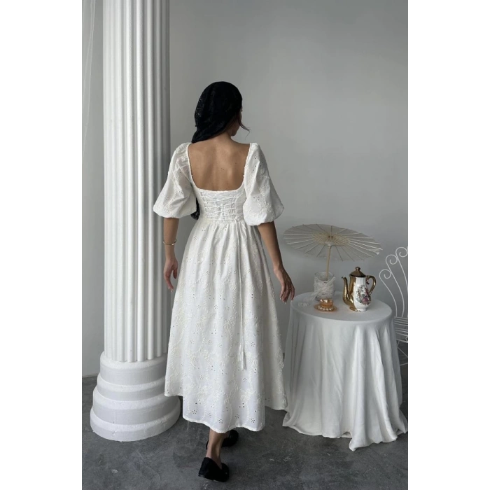 Ekru Dantel Detaylı Brode Elbise