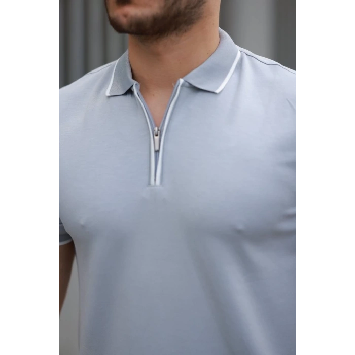 Erkek Fermuar Yakalı çizgi Detaylı Kısa Kollu Tişört