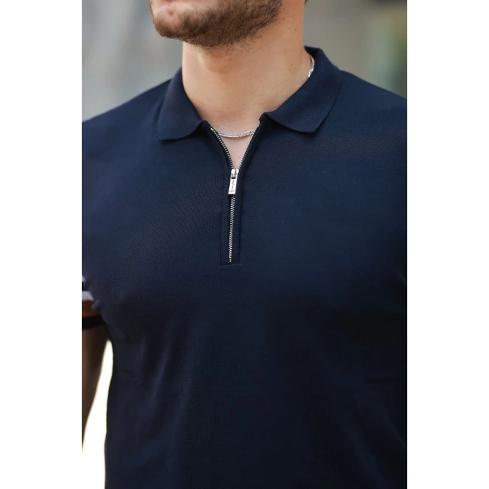 Erkek Fermuar Yakalı Kolları Desenli Kısa Kollu Tişört