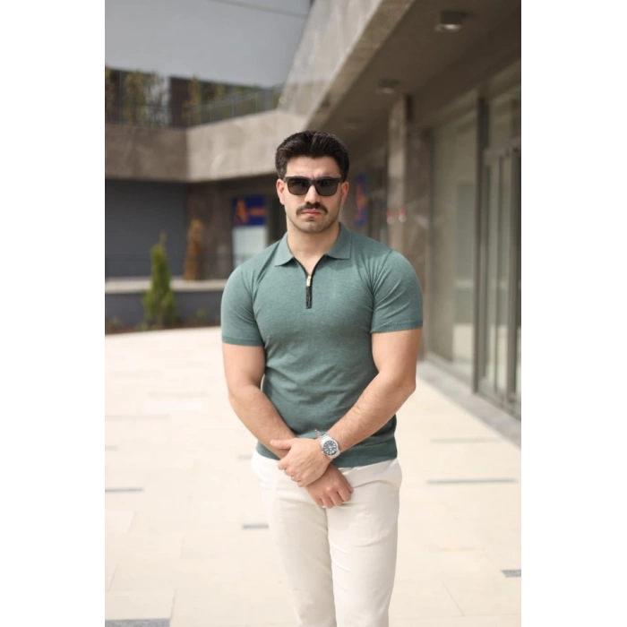 Erkek Polo Yaka Fermuar Detaylı Tişört