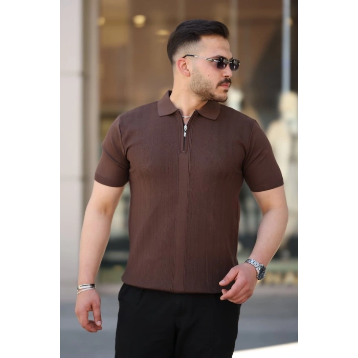 Erkek Yakası Fermuarlı Kısa Kollu T-shirt