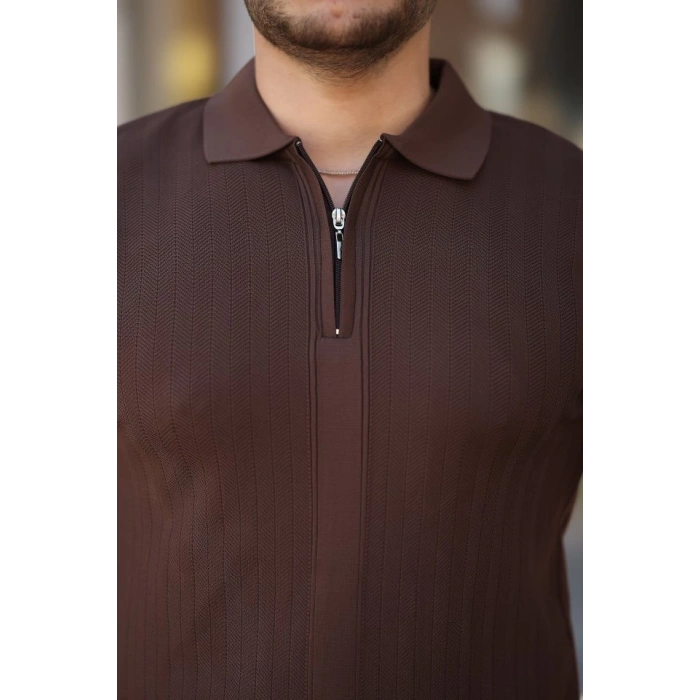 Erkek Yakası Fermuarlı Kısa Kollu T-shirt