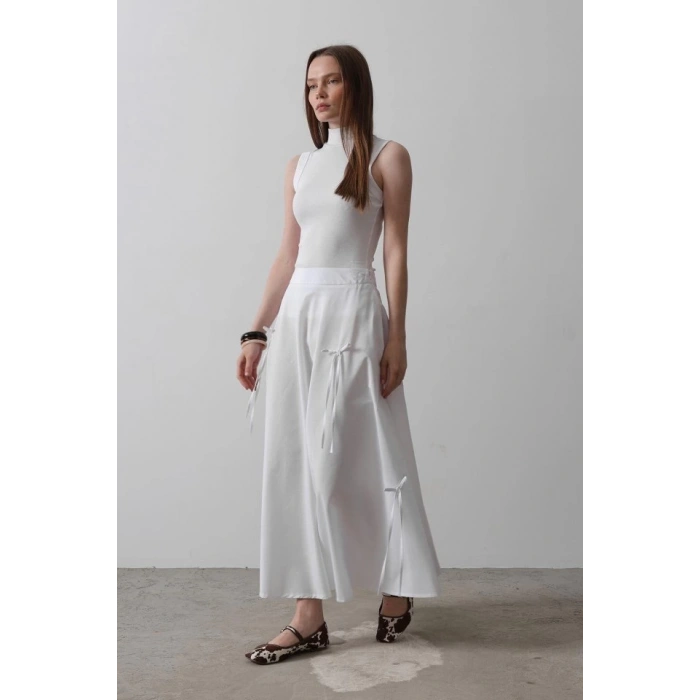 Fiyonk Kloş Etek - Beyaz