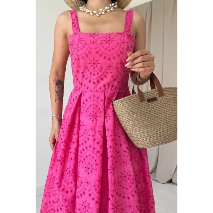 Fuşya Askılı Aparatlı Brode Elbise