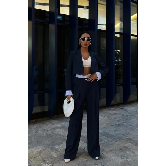 Garni Detaylı Crop Ceketli Takım 10075