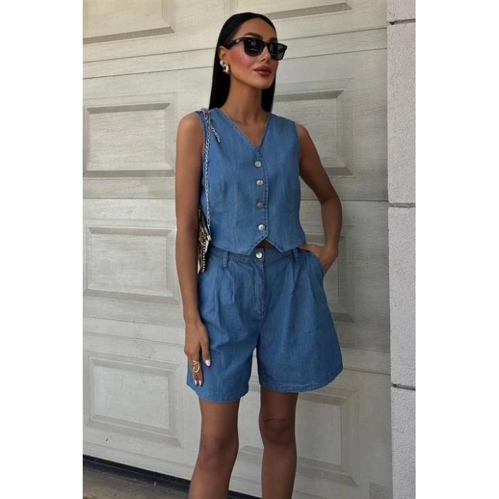 Gümüş Düğmeli Yelek Ve Şort Tensel Takım 10174