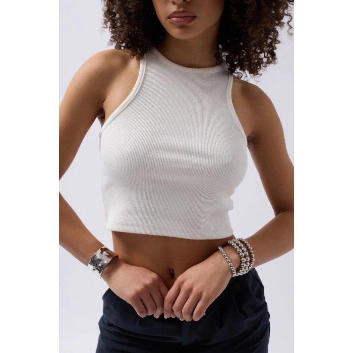 Halter Yaka Crop